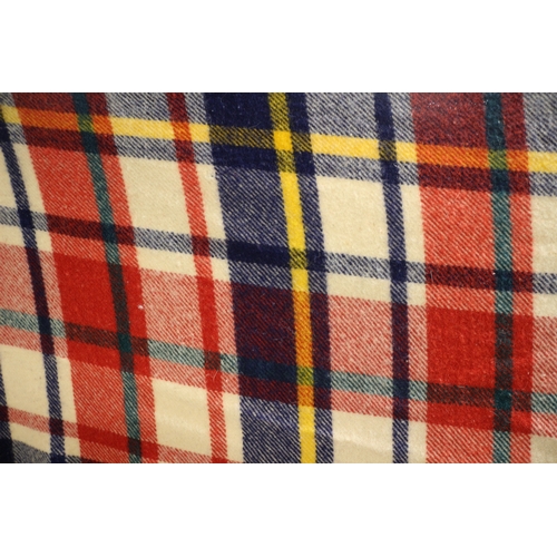 27 - All Wool Made in England Vintage Blanket, 145 x 172 cm