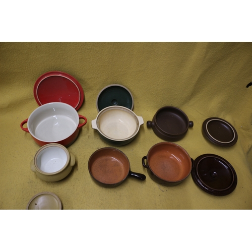 83 - 6 Vintage Cooking Pots