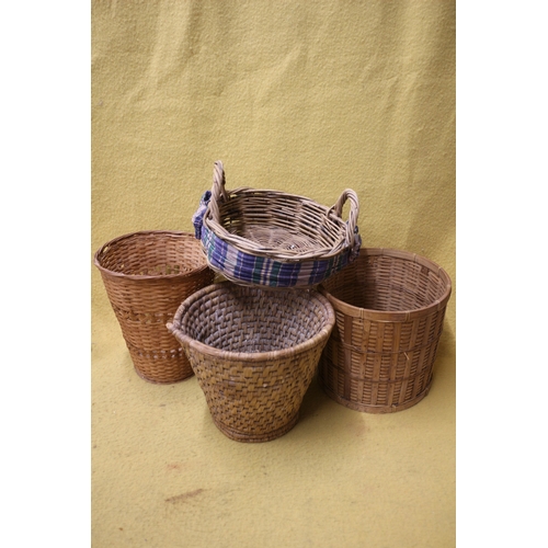 91 - 4x Vintage Wicker Baskets