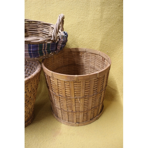 91 - 4x Vintage Wicker Baskets