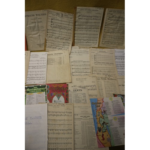 546 - Nice bundle of vintage 1950’s music sheets