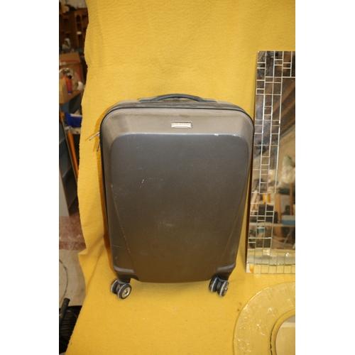 47 - Mixed Lot including Ricardo Beverly Hills Suitcase, x2 Mirrors, Heated Towel Rail and Glass Bowl, Co... 