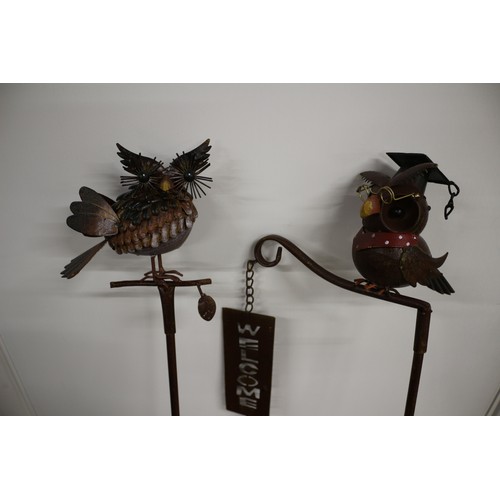 150 - Pair of Metal Garden Ornaments - 1 x Bird with Welcome Sign and Bells + 1 x Bird
