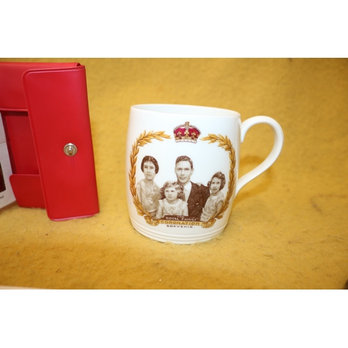221 - Royal Family Ephemera including First Day Covers, Cake Slicers with Crest, Mug and Photo Slides