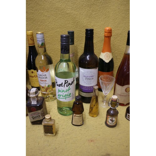 6 - Bundle of Alcohol and Miniatures