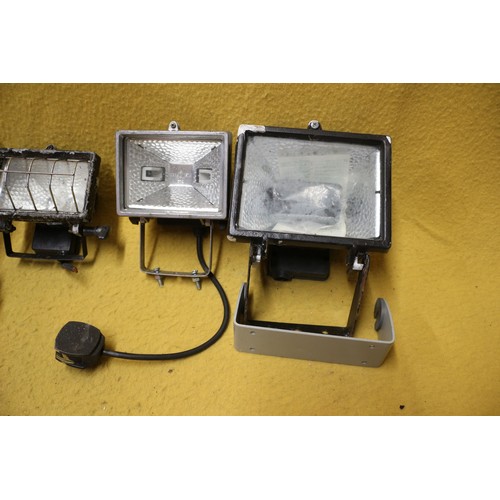 13 - Selection of 4 Security Lights untested