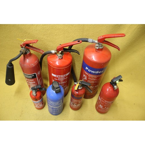 26 - 7x Fire Extinguishers, Full, x1 CO2 and x6 Powder