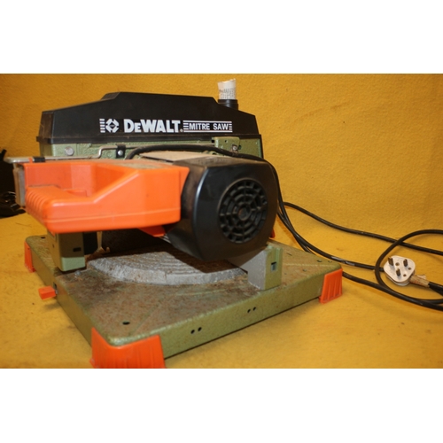 40 - Dewalt DW250 chop Saw