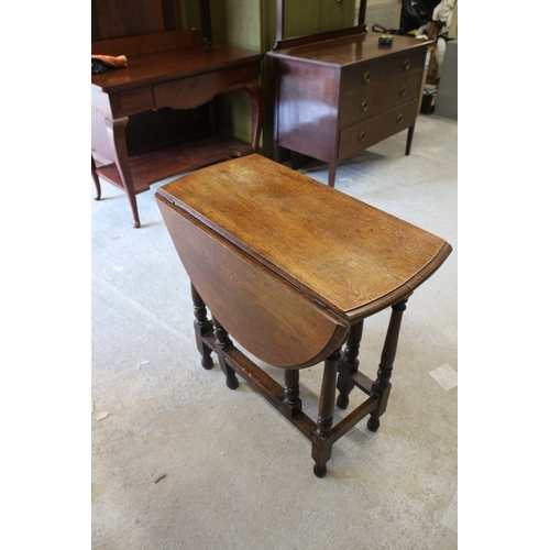 219 - Early 20th Century Oak Drop Leaf Table