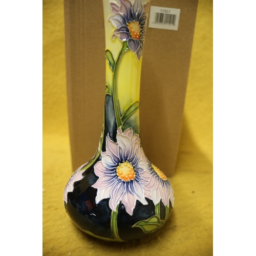 100 - Old Tupton Ware Lilac Daisy Deisgn Bud Vase, 20.5cm tall