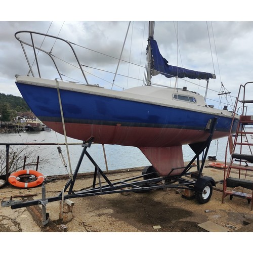 125 - Hunter 19 Yacht with Trailer, Been out of water for over 12 months. Clean and Dry.

Video links on Y... 