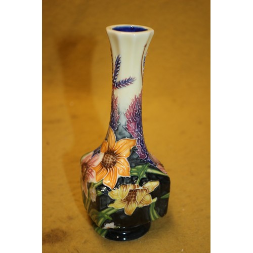 101 - Old Tupton Ware Summer Bouquet Vase, 18cm tall