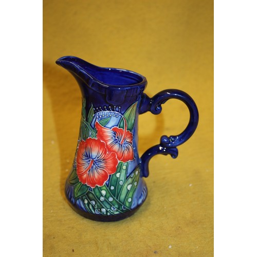 105 - Old Tupton Ware Hibiscus Vase, 15cm Tall