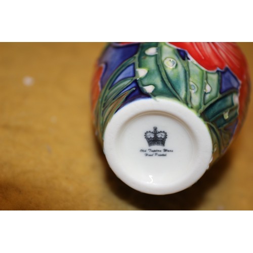 106 - Old Tupton Ware Hibiscus Vase, 10.5cm