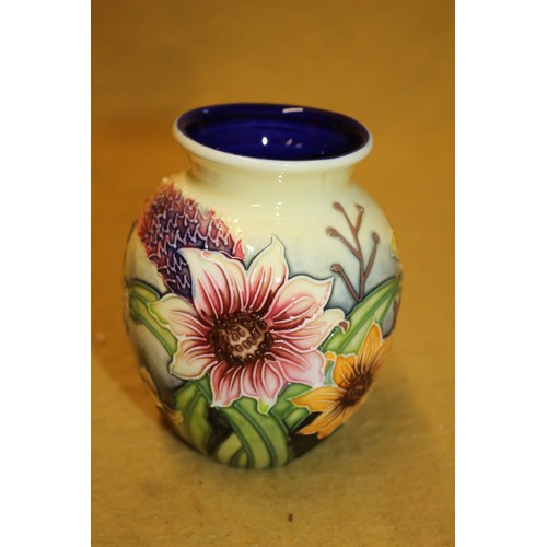 111 - Old Tupton Ware Summer Bouquet Vase, 10.5cm