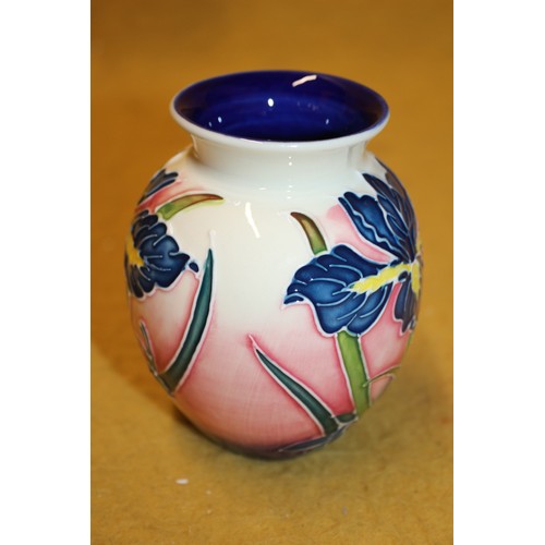 119 - Old Tupton Ware Blue Iris Vase, 10.5cm