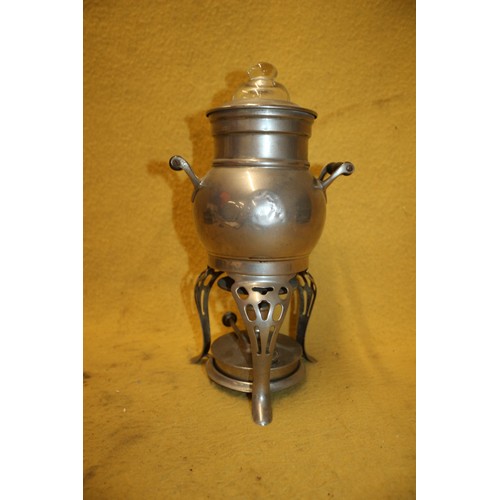 29 - American Samovar, 32cm Tall