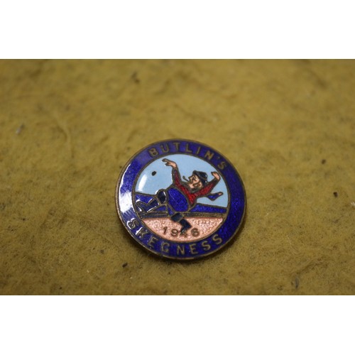 35 - Fully Enamelled 1946 Butlins Skegness Badge