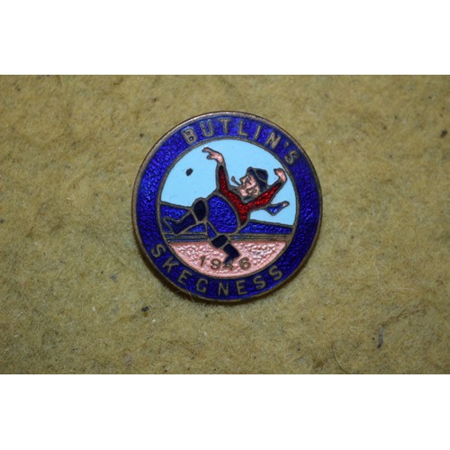 35 - Fully Enamelled 1946 Butlins Skegness Badge