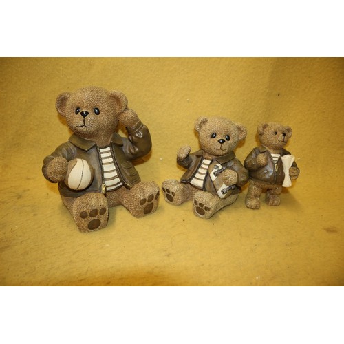 72 - 3 Bear Figures, Tallest is 20cm