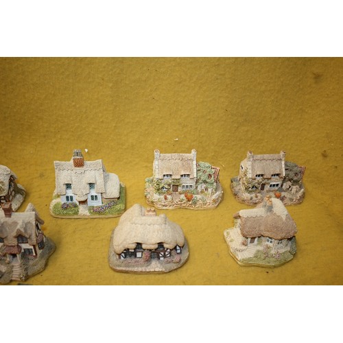 92 - x14 Collection of Lilliput Lane Cottages