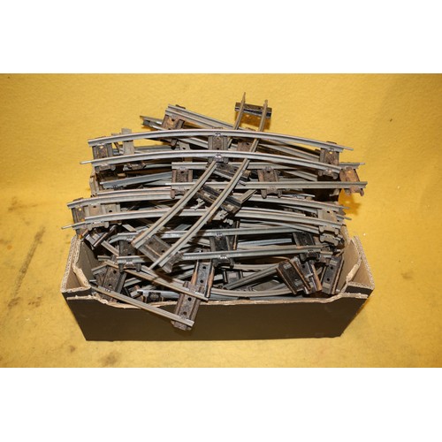 107 - Large Bundle of 0 Gauge Train Tracks