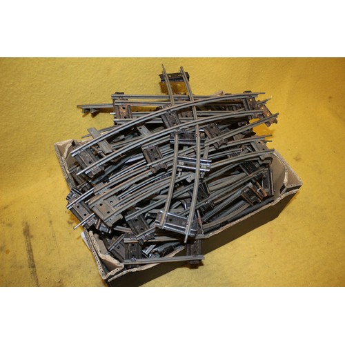 107 - Large Bundle of 0 Gauge Train Tracks