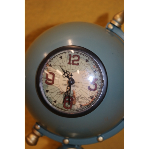 402 - Metal Globe Design Clock