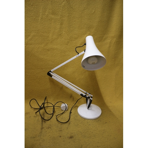 524 - As New Anglepoise Lamp