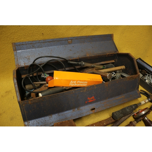 528 - Very Heavy Tool Box with Tools