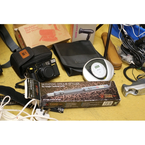 553 - Mixed Lot of Electrical Items