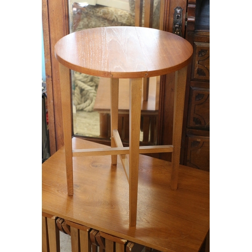 11 - Teak Nest of 5 Tables - 62 x 42 x 56cm