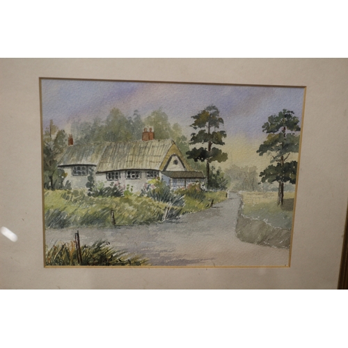 453 - Unsigned Watercolour of a Thatched Property - 33 x 28cm