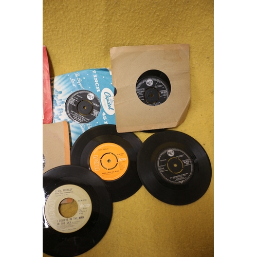 457 - Selection of 45's Single Vinyl Records - Various Artists including Elvis