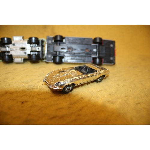 470 - 2 x Matchbox Cars plus a Corgi Jaguar E-Type Model car