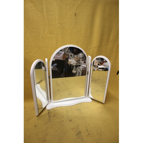 479 - Large 3 Fold Dressing table Mirror in White - 61cm Tallest Point