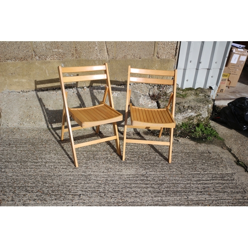 498 - 2 x Solid Wood Folding Chairs