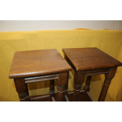 572 - Vintage Oak Nest of 3 Tables - Largest 63cm Wide