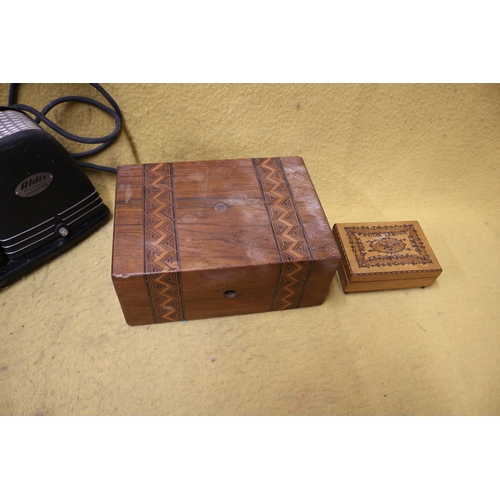 123 - Vintage Aldis Universal Projector plus 2 Wooden Boxes