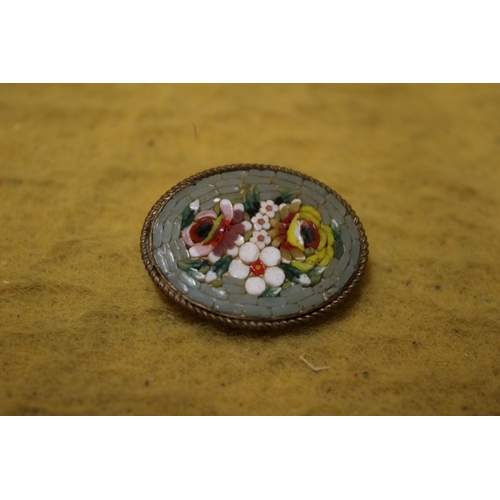 129 - Vintage Micro Mosaic Brooch - 3cm