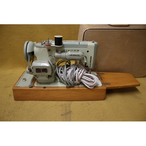 133 - Singer Electric Sewing Machine in Case