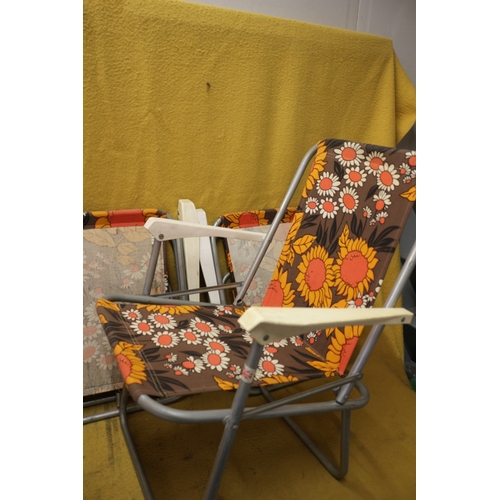 21 - 3 x Vintage Folding Chairs