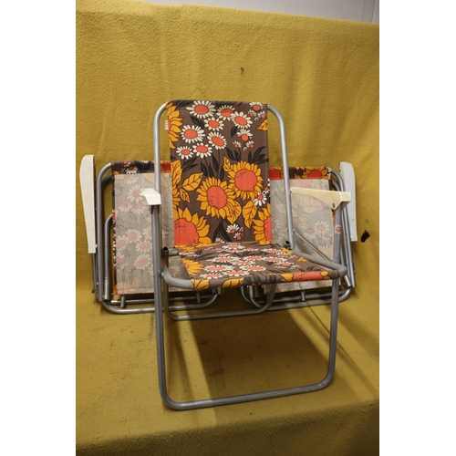 21 - 3 x Vintage Folding Chairs