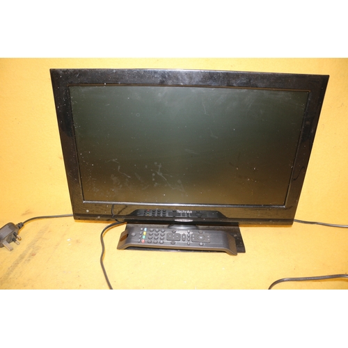 36 - 19inch Technika TV with Remote