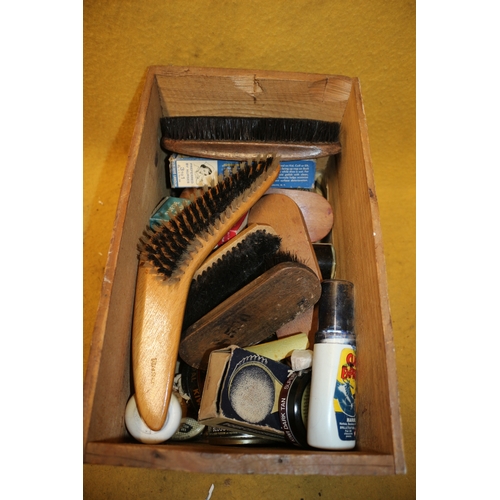 40 - Selection of Shoe Shining and Conditioning Items in Vintage Box