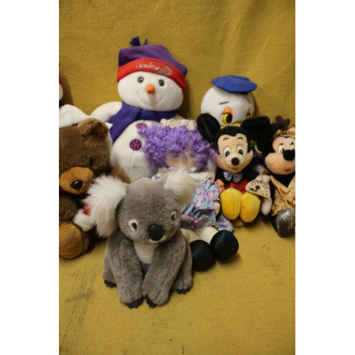 47 - Bundle of Soft Toys including Disney Original Mickey & Minnie