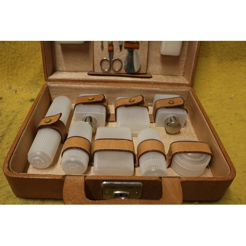 5 - Vintage Travel Gentleman's Case