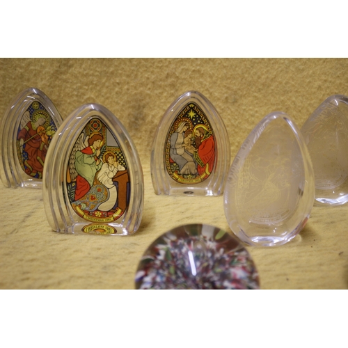 74 - Selection of Collectable Vintage Glass Paperweights including Several Christmas Picture Ones and Mus... 