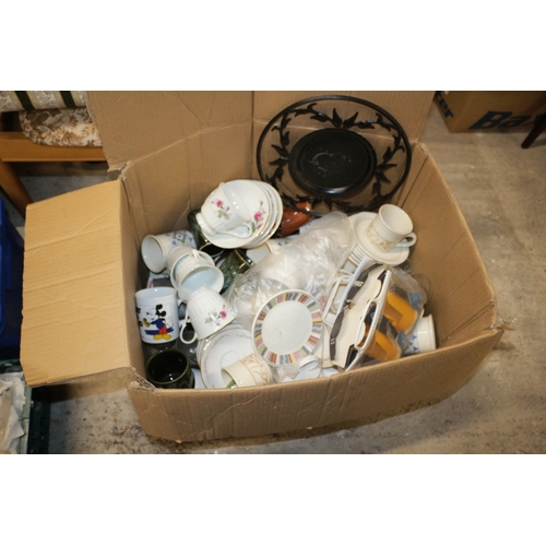 154 - Large Quantity of Cups and Saucers