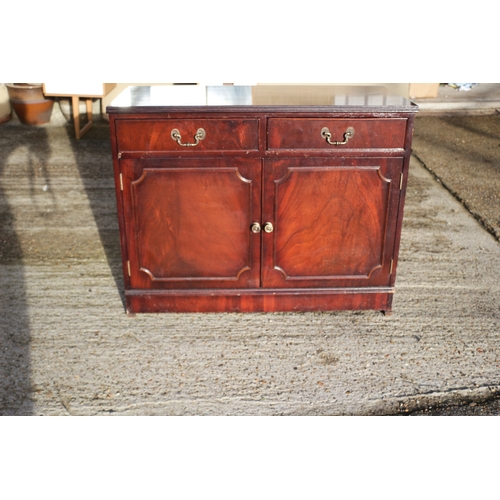 160 - Vintage 2 Drawers Over Cupboard Cabinet - 92 x 72 x 44cm